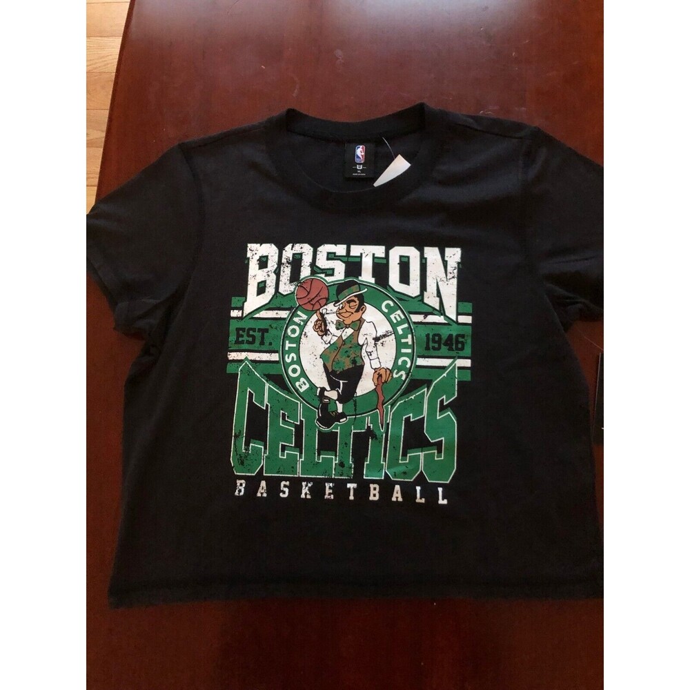 Boston‎ Celtics Youth XL T Shirt Black- Full front logo 2024 NBA Champs